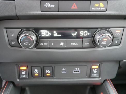 Certified 2024 Nissan Frontier PRO-4X w/ Pro Premium Package image 23