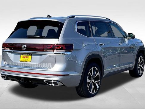 New 2025 Volkswagen Atlas SEL Premium R-Line image 16