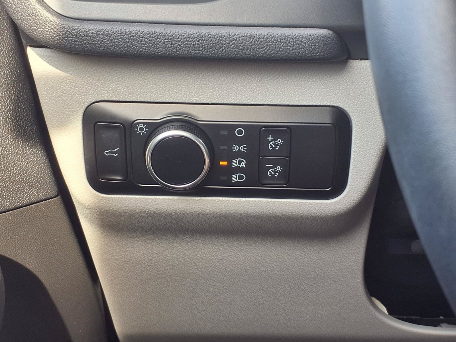 Certified 2024 Ford Escape Active AWD/4WD image 18