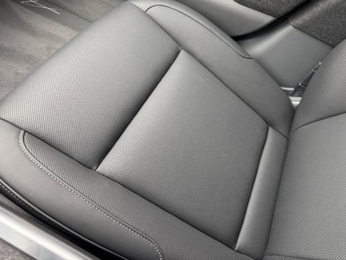 Used 2023 Lucid Air Pure image 32