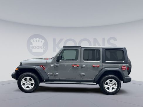 Used 2019 Jeep Wrangler Unlimited Sport S AWD/4WD image 2