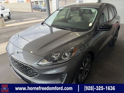 Used 2022 Ford Escape SE w/ SE Sport Appearance Package