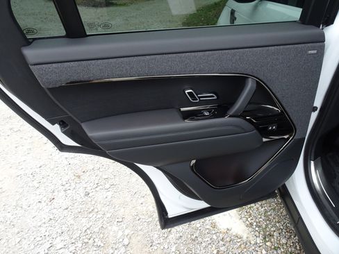 Certified 2025 Land Rover Range Rover Sport Dynamic SE image 20