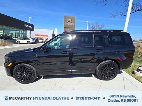 Used 2025 Hyundai Santa Fe Calligraphy AWD/4WD image 3