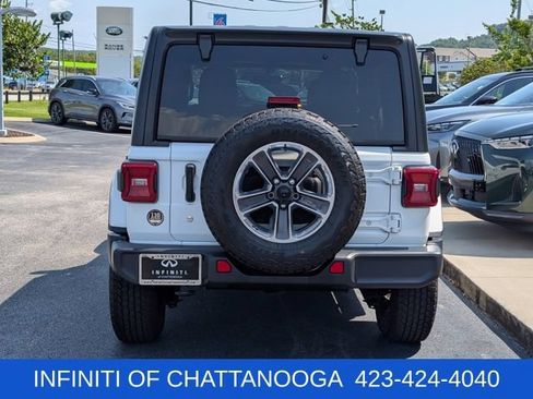 Used 2019 Jeep Wrangler Unlimited Sahara AWD/4WD image 7