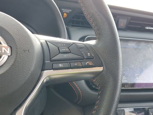 Used 2023 Nissan Kicks SR w/ SR Premium Package FWD image 25