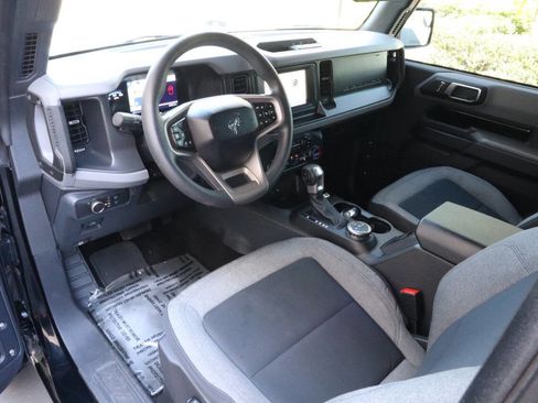 Used 2022 Ford Bronco 2-Door image 30