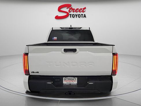 Certified 2025 Toyota Tundra Limited AWD/4WD image 3