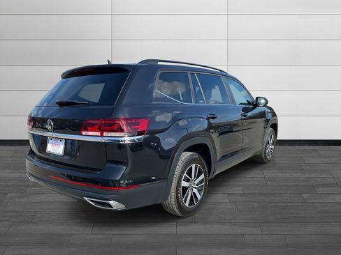 Used 2023 Volkswagen Atlas SE FWD image 3
