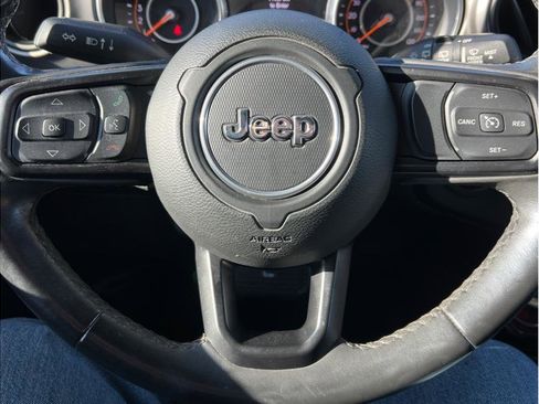 Used 2019 Jeep Wrangler Unlimited Sport S image 15
