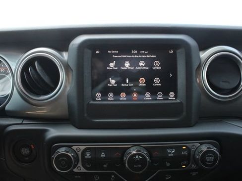 Used 2018 Jeep Wrangler Unlimited Sahara w/ Cold Weather Group AWD/4WD image 14