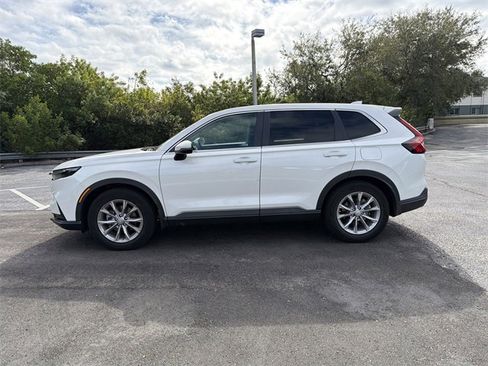 Used 2023 Honda CR-V EX image 2