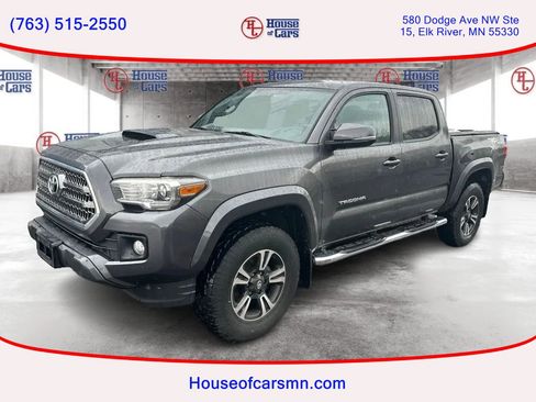 Used 2017 Toyota Tacoma TRD Sport w/ Tow Package (A/T) image 1