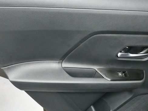 New 2026 Nissan Kicks SV w/ Charging Package image 14