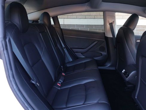 Used 2023 Tesla Model 3 Standard Range RWD image 23