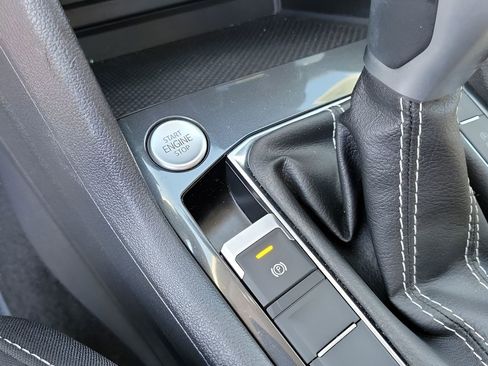 Used 2023 Volkswagen Tiguan S image 30