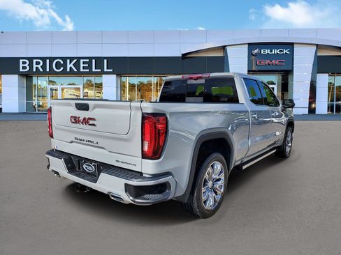 Used 2025 GMC Sierra 1500 Denali w/ Denali Reserve Package AWD/4WD image 3