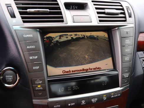 Used 2012 Lexus LS 460 w/ Comfort Pkg RWD image 20
