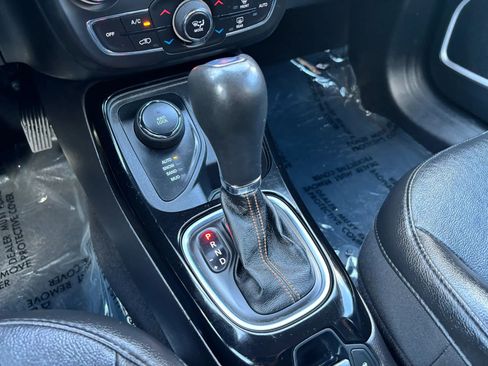 Used 2021 Jeep Compass Limited AWD/4WD image 39