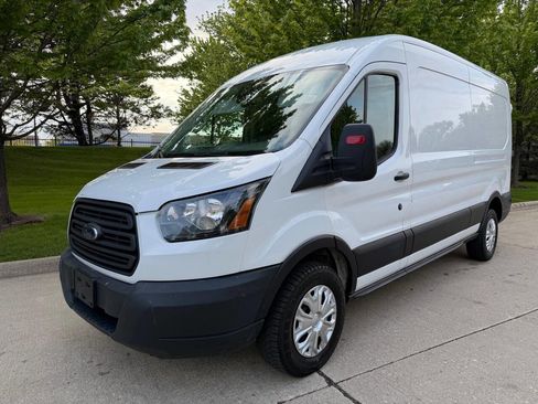 Used 2019 Ford Transit 250 148 Medium Roof RWD image 15