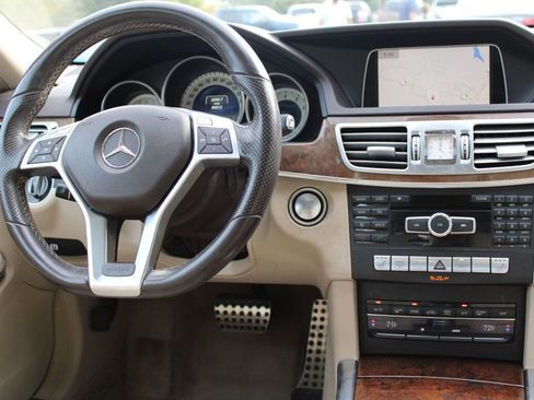 Used 2014 Mercedes-Benz E 350 Sedan image 10