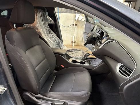 Certified 2019 Chevrolet Malibu LS FWD image 25