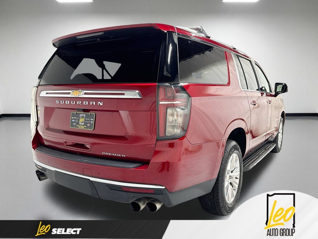 Used 2021 Chevrolet Suburban Premier w/ Premium Package AWD/4WD image 8