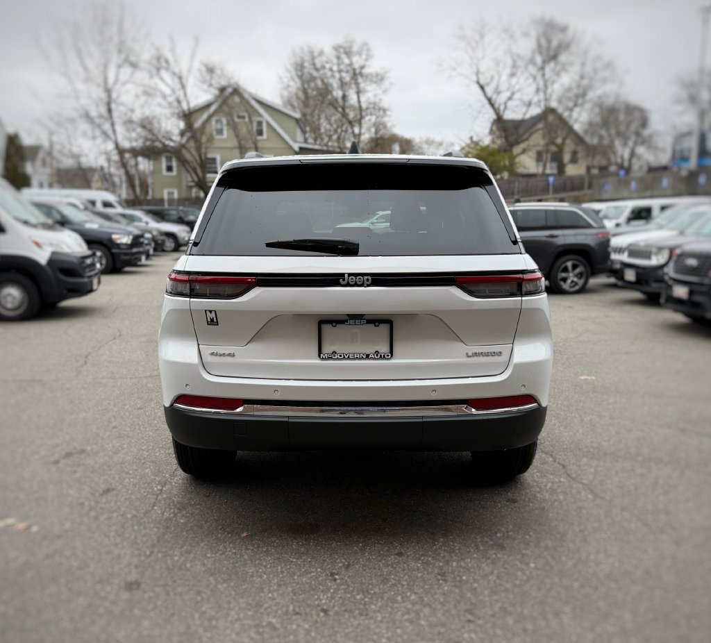 New 2026 Jeep Grand Cherokee Laredo X AWD/4WD image 10