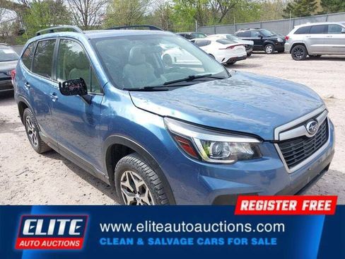 Used 2020 Subaru Forester Premium AWD/4WD image 1