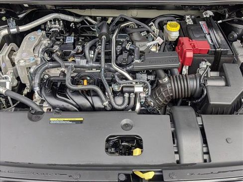Certified 2025 Nissan Sentra SR w/ SR Premium Package FWD image 23