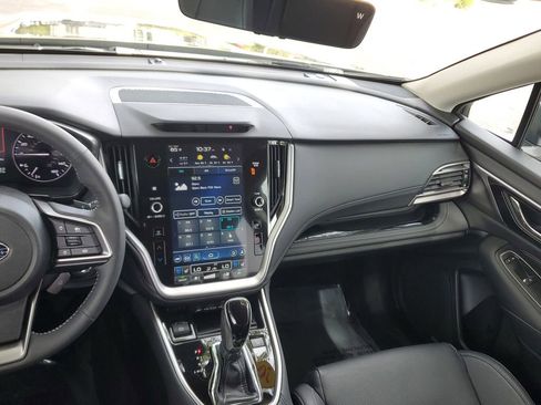 Used 2025 Subaru Outback Touring XT AWD/4WD image 19