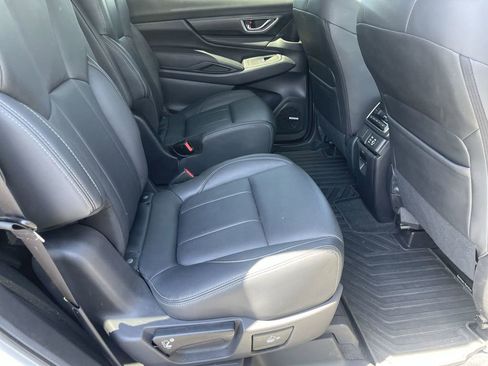 Used 2025 Subaru Ascent Limited w/ Popular Package #1 AWD/4WD image 24