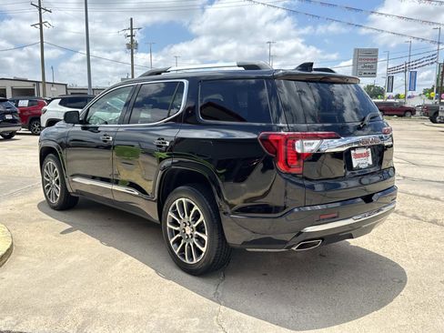 Used 2022 GMC Acadia Denali w/ LPO, Floor Liner Package FWD image 5