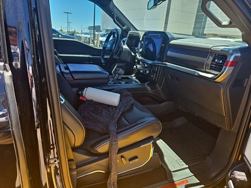 Used 2022 Ford F150 Raptor w/ Equipment Group 801A High AWD/4WD image 5