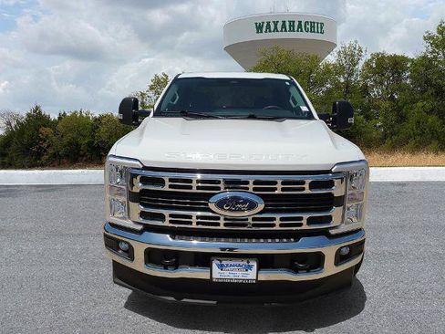 Certified 2025 Ford F250 XLT w/ FX4 Off-Road Package AWD/4WD image 2