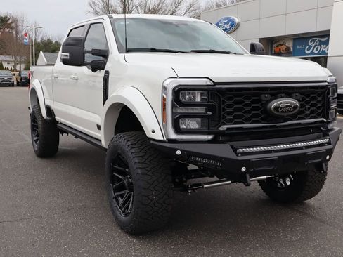 New 2026 Ford F250 Lariat w/ Black Appearance Package AWD/4WD image 2
