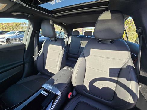 Used 2026 Mercedes-Benz C 300 Sedan image 20