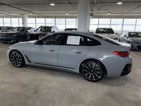 Used 2025 BMW M440i RWD image 4