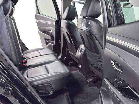 Used 2022 Hyundai Tucson Limited image 17