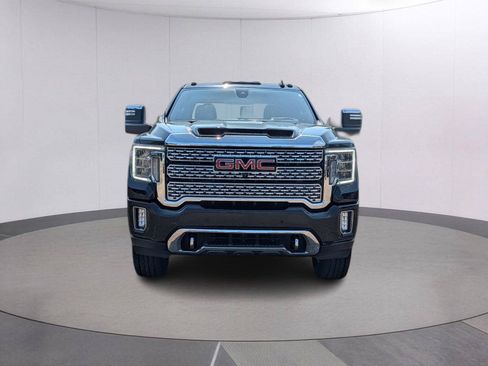 Used 2025 Chevrolet Silverado 1500 High Country AWD/4WD image 9