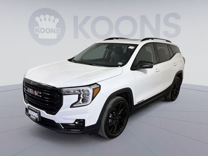 Used 2024 GMC Terrain SLT w/ Elevation Edition