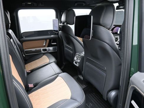 Used 2025 Mercedes-Benz G 63 AMG 4MATIC image 34