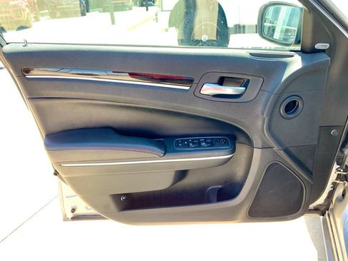 Used 2021 Chrysler 300 S RWD image 10