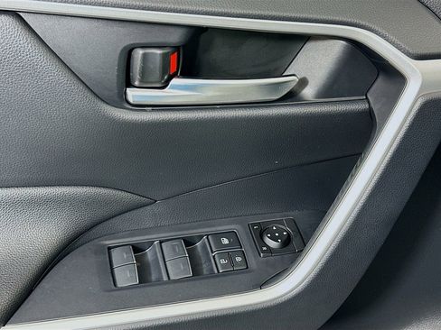 Used 2024 Toyota RAV4 XLE Premium image 18