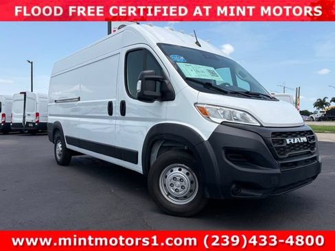 Used 2023 RAM ProMaster 2500 FWD image 4