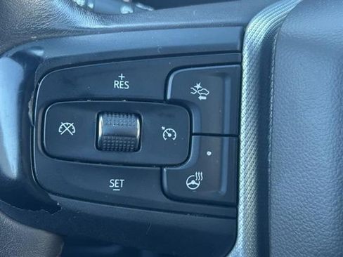 Used 2021 GMC Yukon XL Denali w/ Denali Premium Package image 16