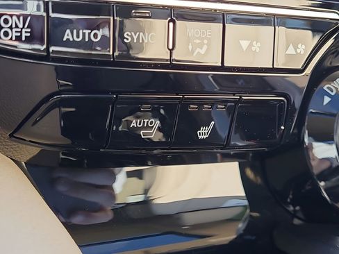 New 2026 Acura MDX SH-AWD image 32