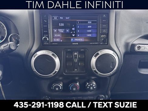 Used 2018 Jeep Wrangler Unlimited Sahara image 11