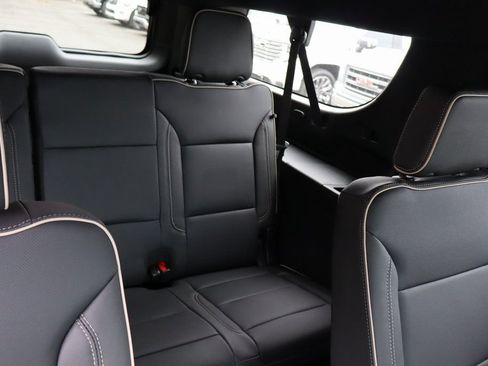 New 2026 GMC Yukon XL Elevation AWD/4WD image 25