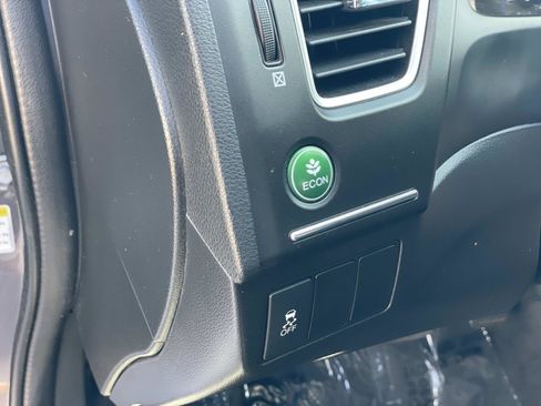 Used 2015 Honda Civic LX image 11